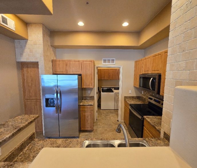 Building Photo - 295 N Rural Rd