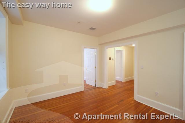 Building Photo - 881 Massachusetts Ave