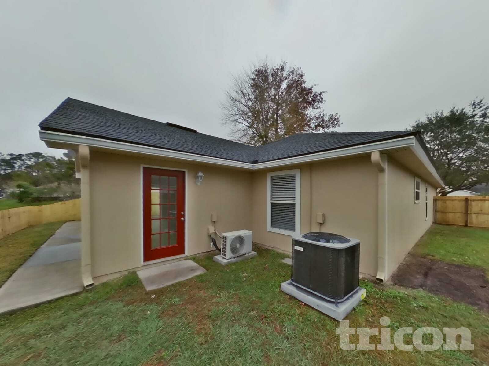 Building Photo - 1695 Northglen Cir