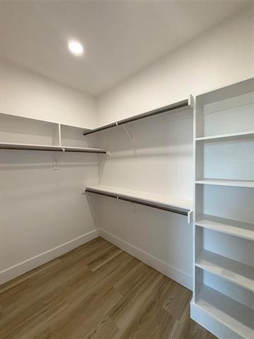 Building Photo - 5506 Mesa Cir