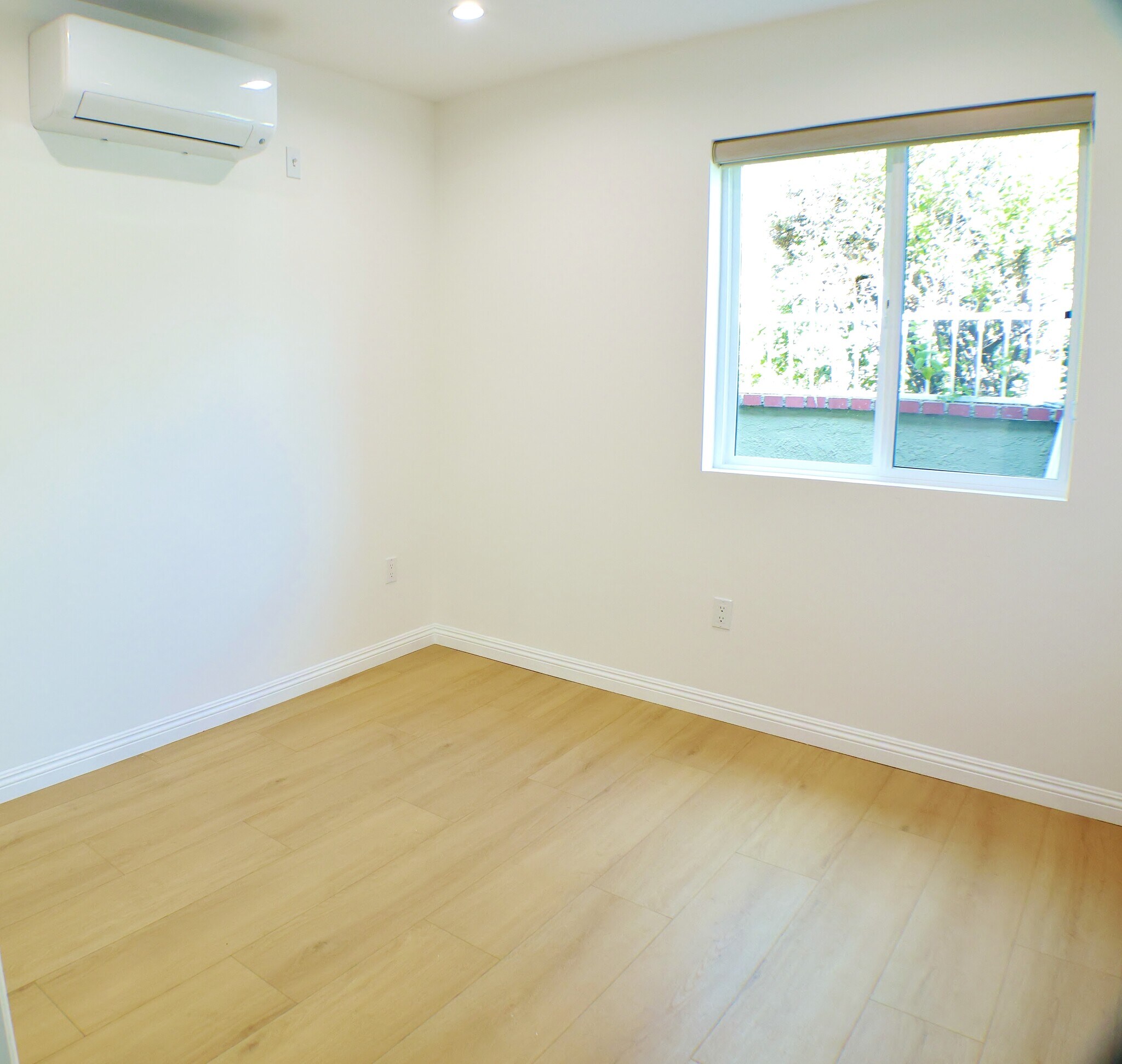 Building Photo - 13127 Azores Ave