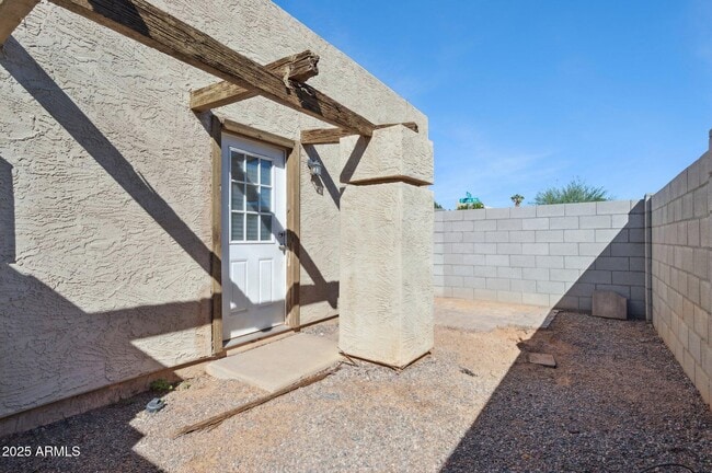 Building Photo - 6447 Covina Rd