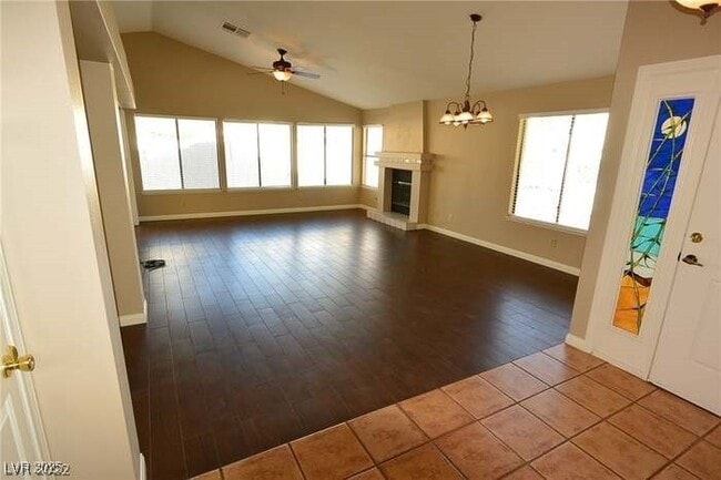 Building Photo - 5257 Crooked Valley Dr
