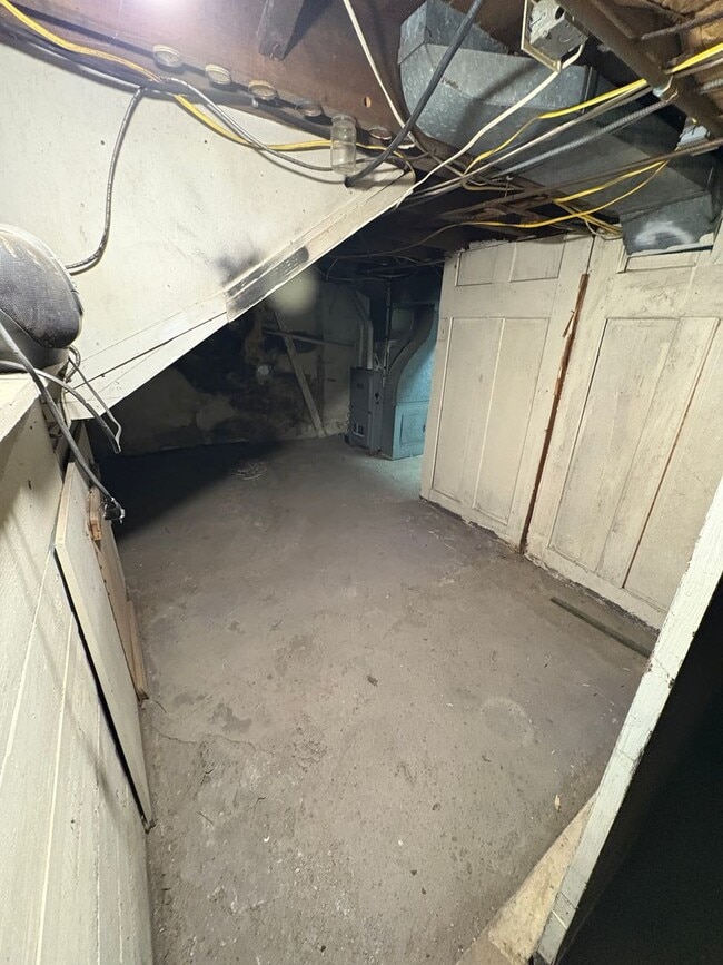 Building Photo - 114-116 Knight St