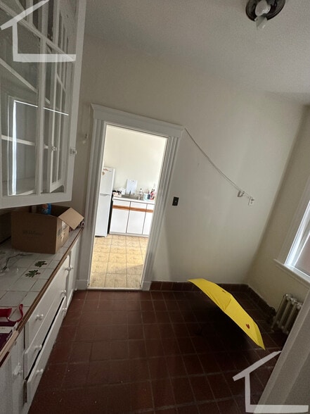 Building Photo - 35 Chiswick Rd