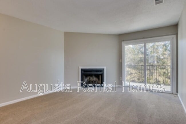 Building Photo - 2902 Ridge Ct