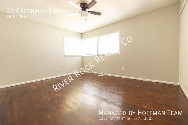 Building Photo - 26 Greenway Dr