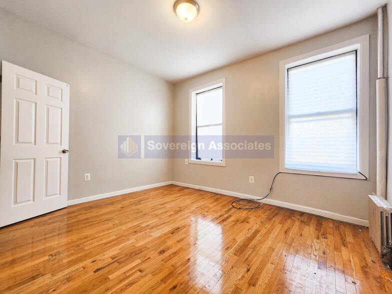 Building Photo - 148 W 142nd St