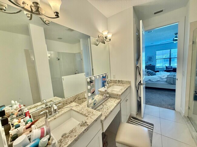 Building Photo - 3019 Franklin Pl