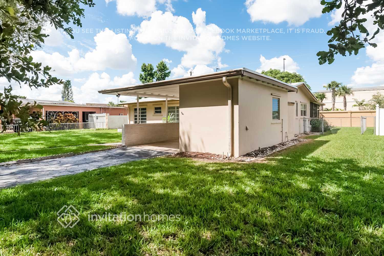 Building Photo - 206 S 57th Way