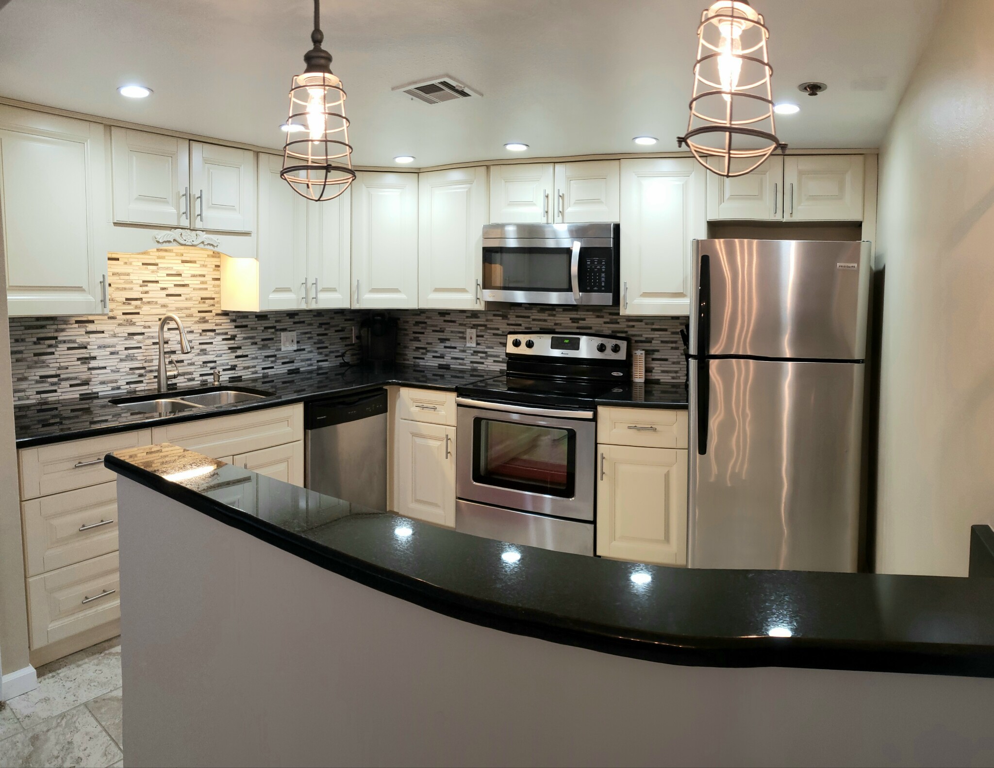 Kitchen has Stainless Steel Appliances - 1 Key Capri Key