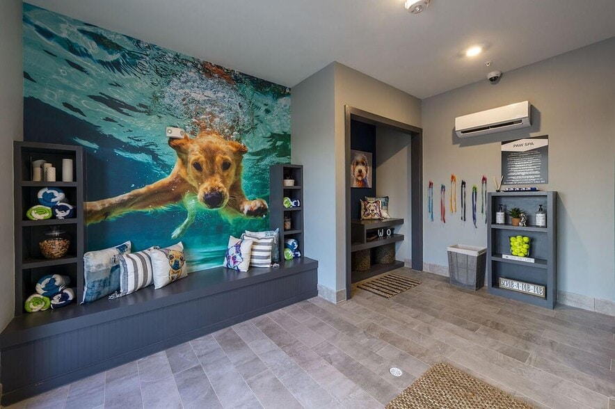 Building Photo - 3230 FM 1463 Rd