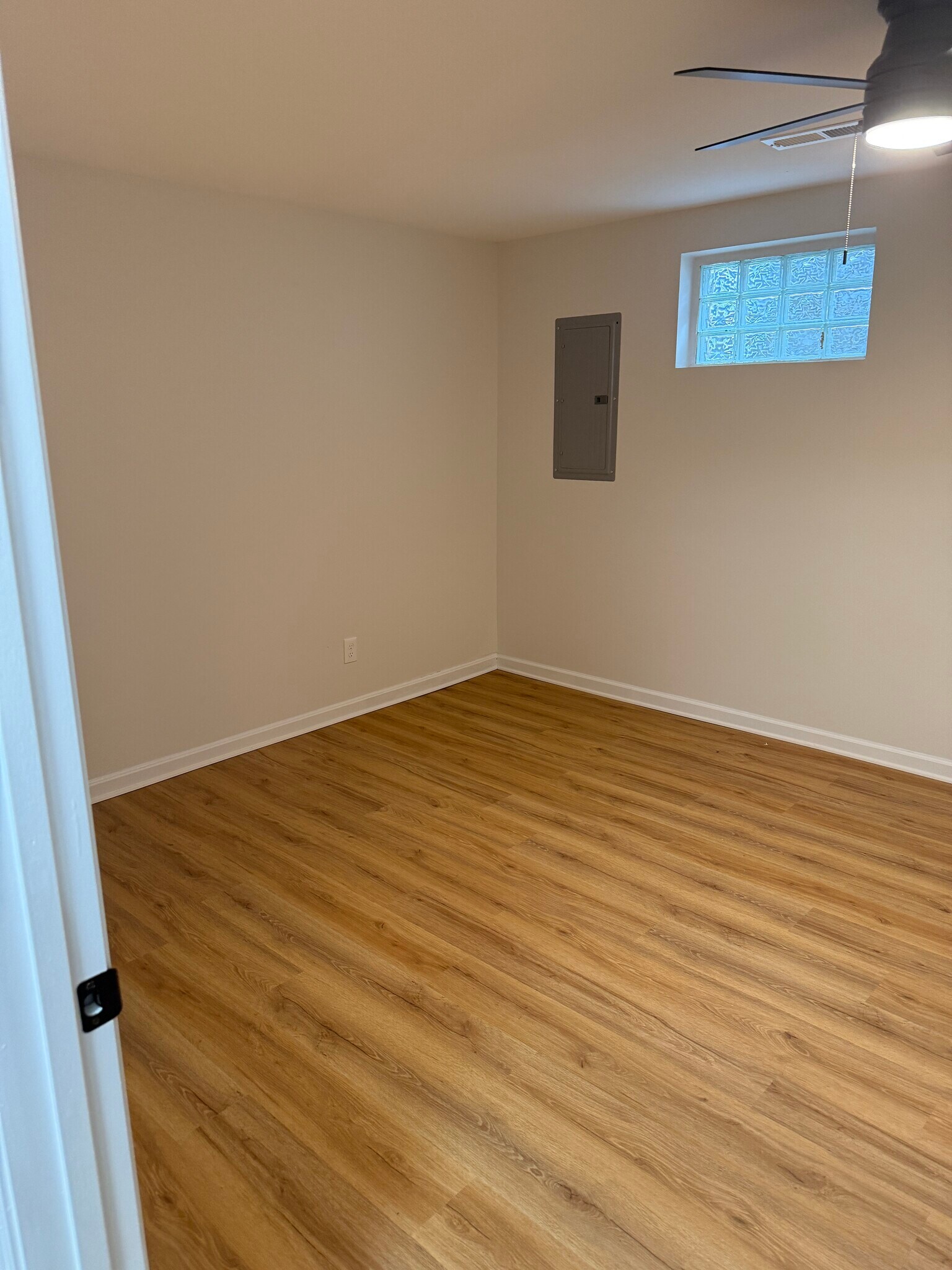 Building Photo - 951 Villa View Ct