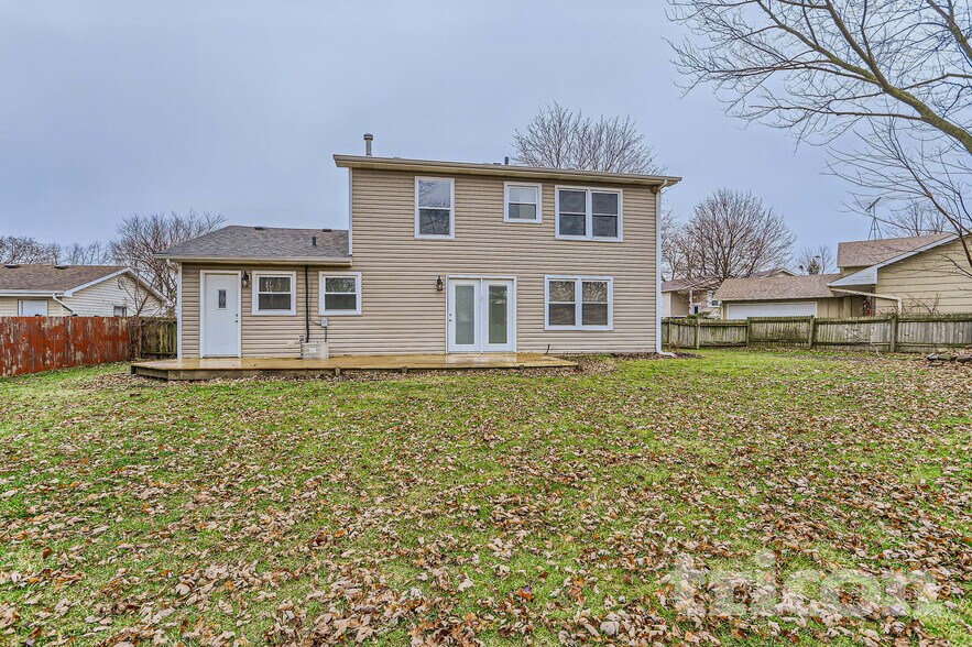 Building Photo - 155 Ramblewood Ln