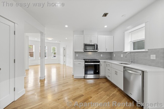 Building Photo - 406 Columbia St