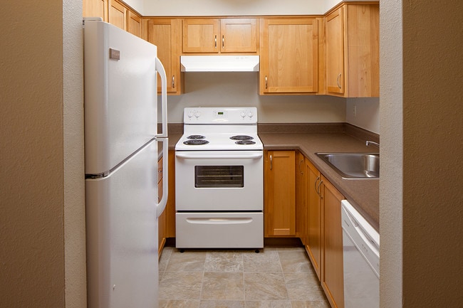 Building Photo - Farmington Meadows