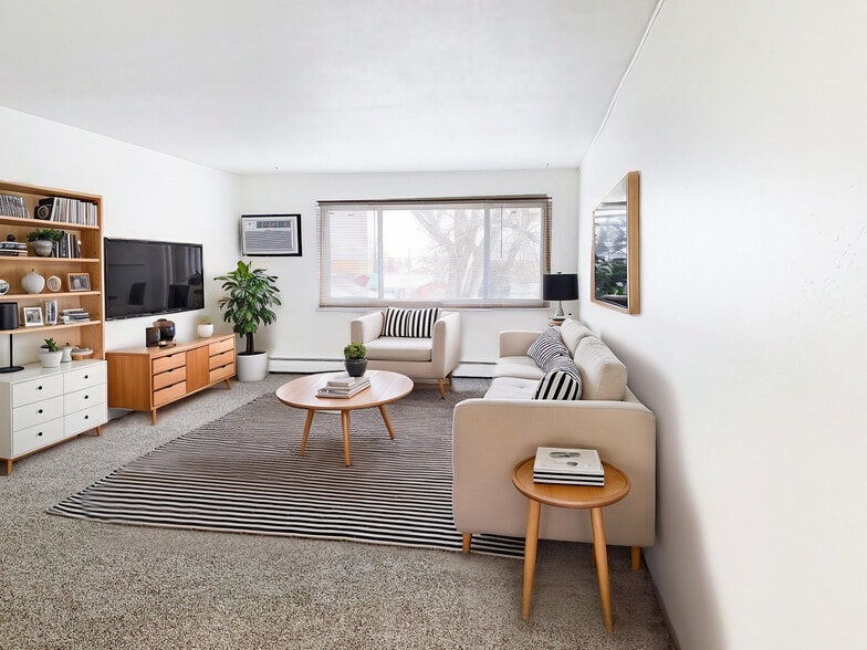 1 Bed, 1 Bath, $769, June 2, 2026 - North Ridge