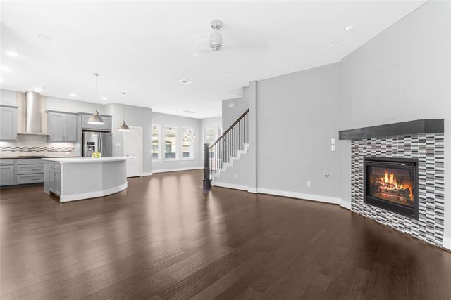 Building Photo - 1131 Alpine Dr