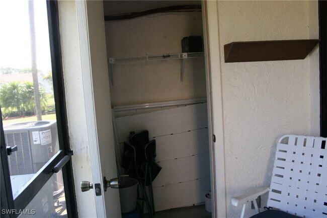 Building Photo - 15430 Moonraker Ct