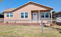 Building Photo - Fully Renovated 3 Bedroom Home