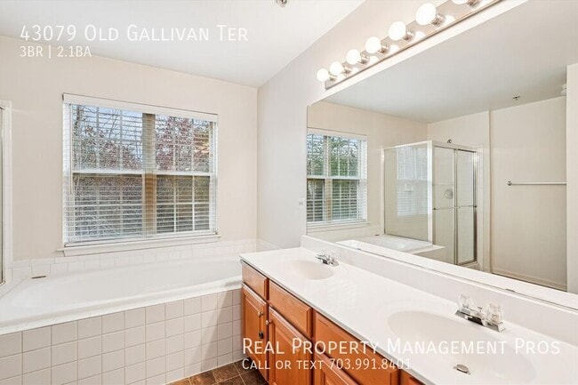 Building Photo - 43079 Old Gallivan Terrace