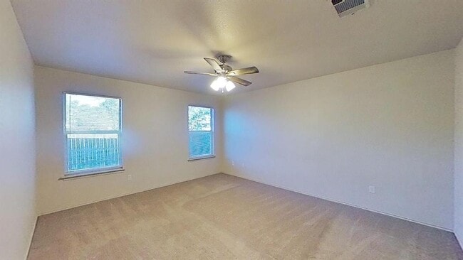 Building Photo - 1200 Hughmont Dr