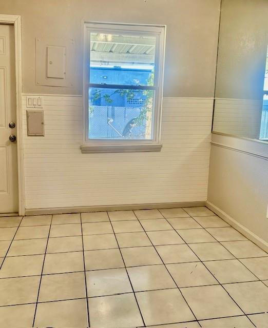 Building Photo - 2138 Airline Dr