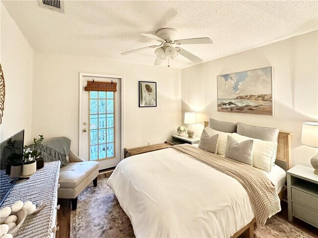 Building Photo - 1210 Bienville Blvd