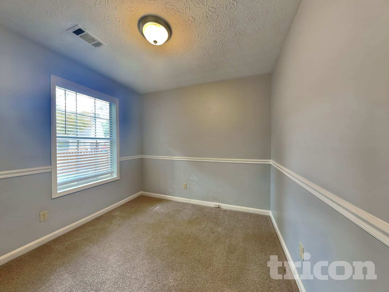 Building Photo - 1831 Commonwealth Dr