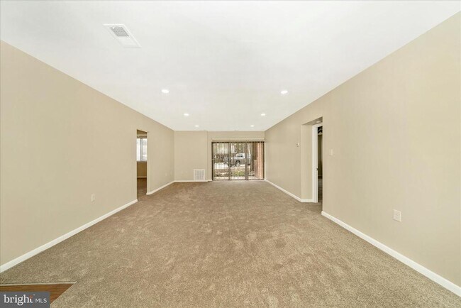 Building Photo - 6711 Park Heights Ave