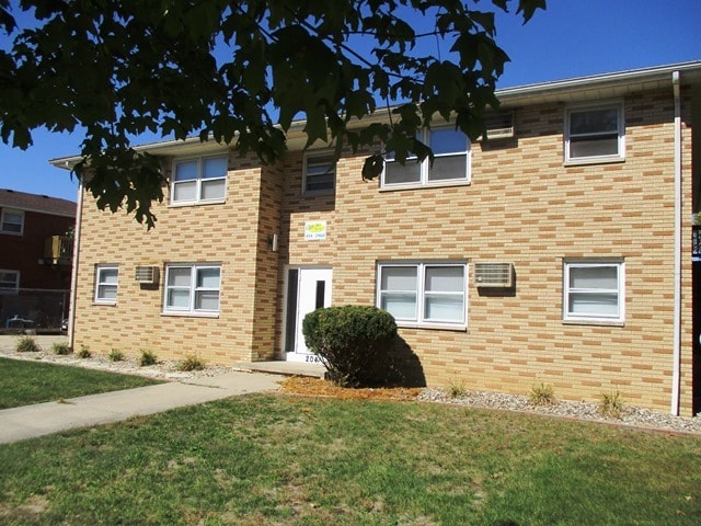 Building Photo - 204 W Shelbourne Dr