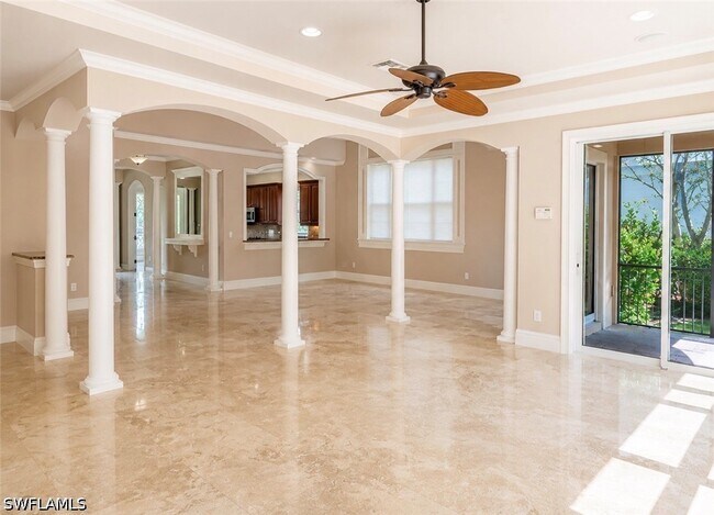 Building Photo - 2915 Coco Lakes Dr