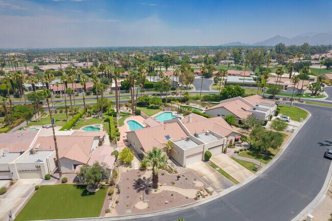 Building Photo - 38960 Kilimanjaro Dr