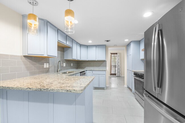 Building Photo - 8310 Watch Tower St