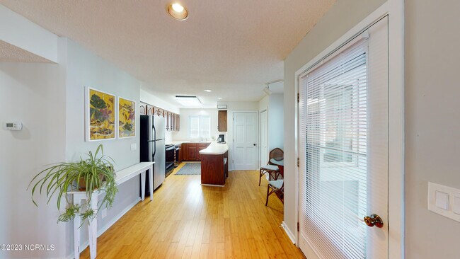 Building Photo - 1714 Deerfield Dr SW
