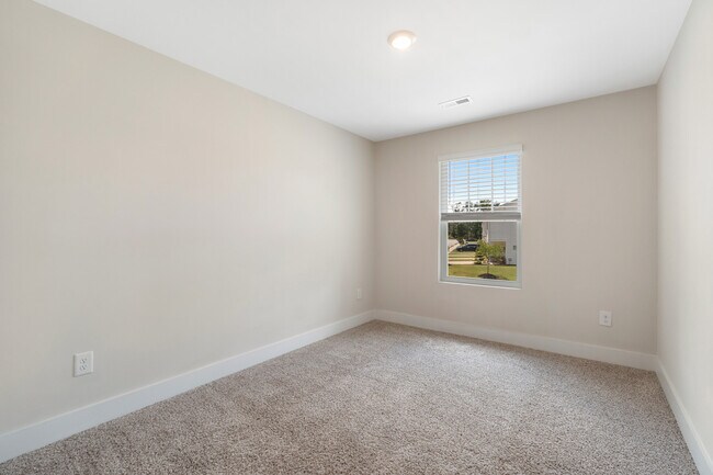 Building Photo - 663 Millwright Wy