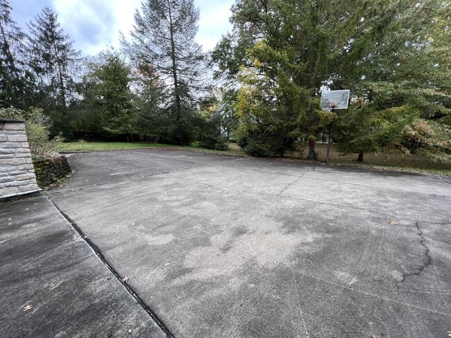 Building Photo - 3329 Collins Ferry Rd