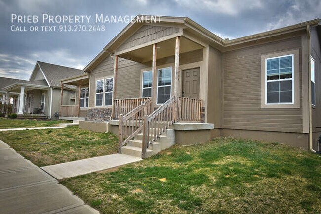 Building Photo - Prairie Haven Duplex - Available January 19th