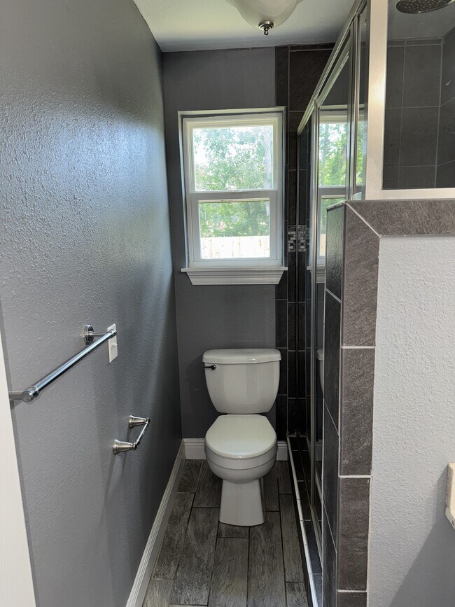 Building Photo - 8240 Tempest Dr
