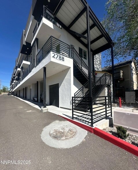 Primary Photo - 2788 Plumas St