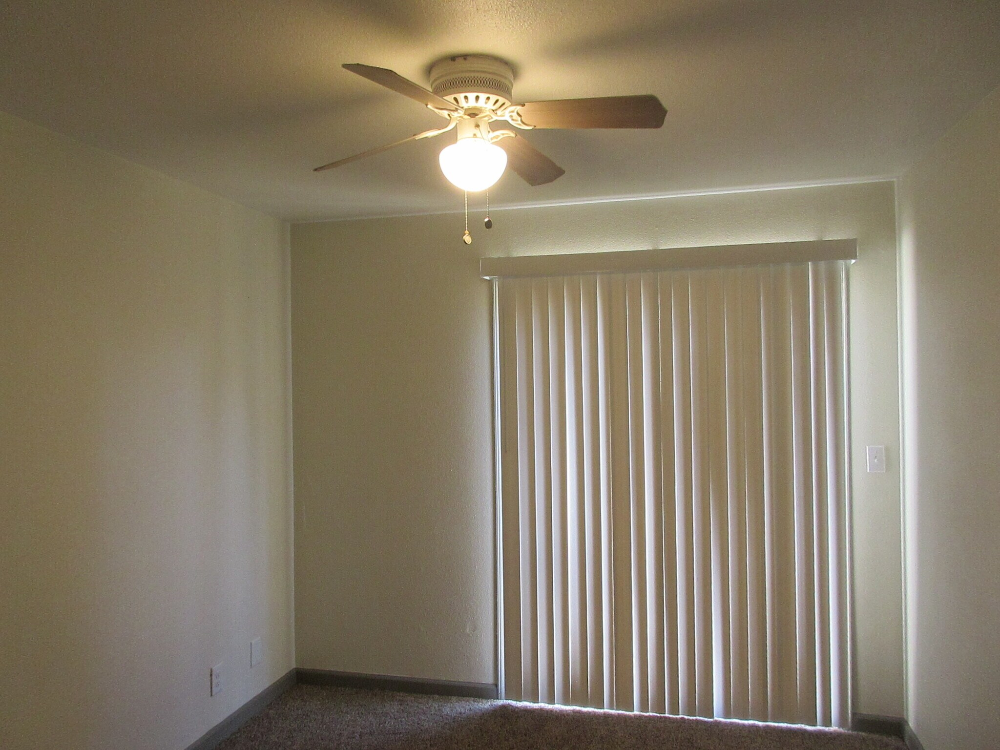 Building Photo - 3836 La Mesa Ave