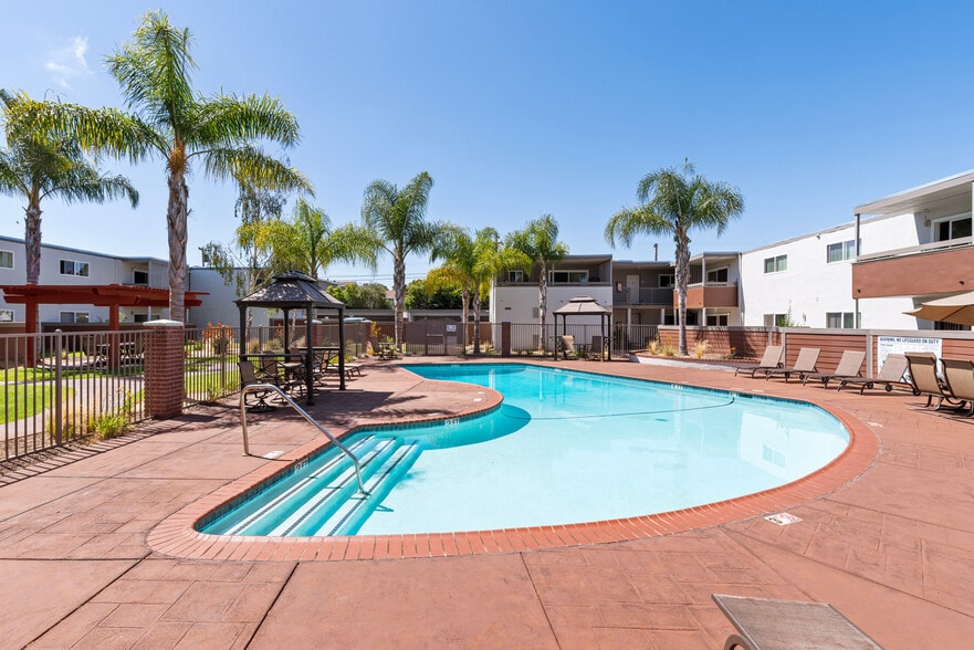 Building Photo - 160 Locksunart Way