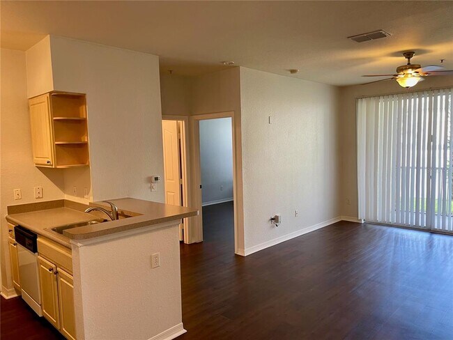 Building Photo - 2627 Maitland Crossing Way