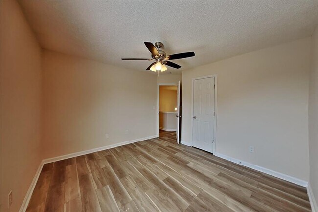 Building Photo - 3531 Chasefield Way