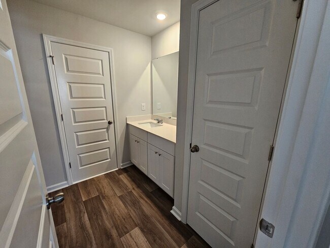 Building Photo - Brunswick Plantation- The Hamptons