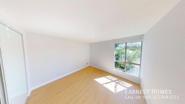 Building Photo - 5115 Kester Ave