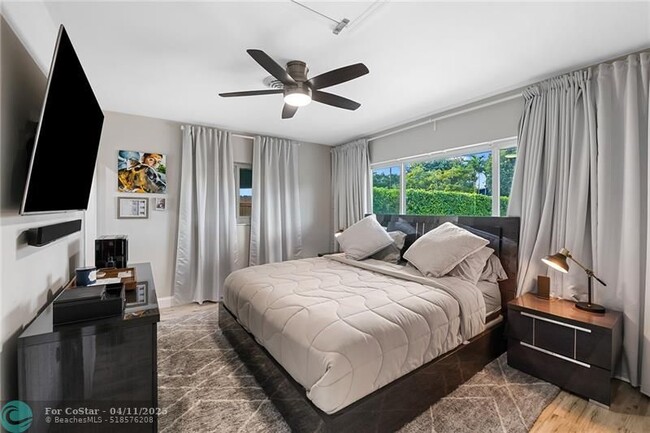 Building Photo - 914 Orange Isle