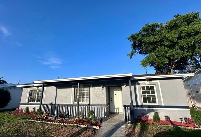 Primary Photo - 308 SW 76th Terrace