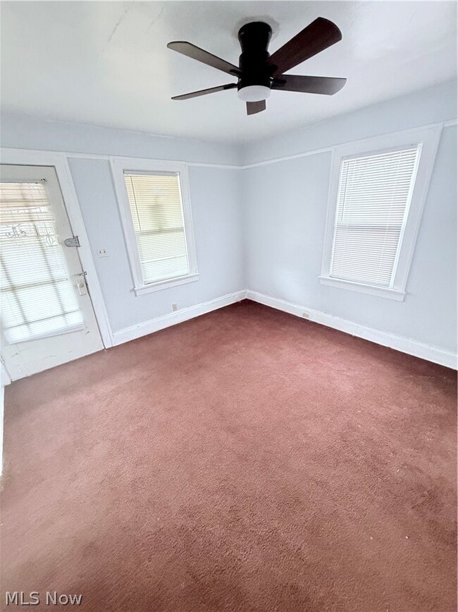 Building Photo - 14011 Glendale Ave