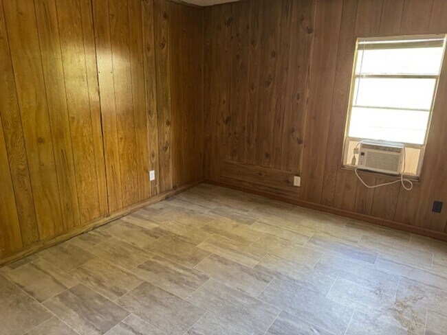 Building Photo - 110 Blanchard Mobile Villa Rd